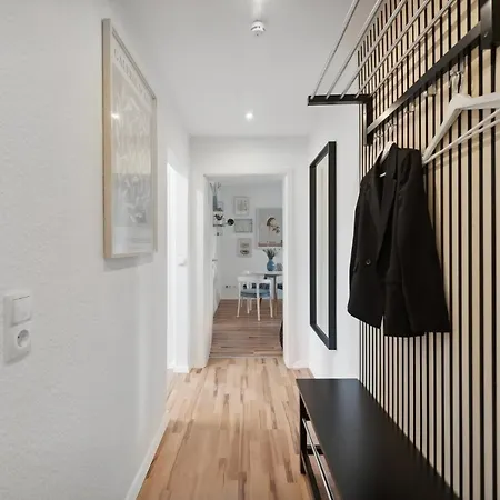 Amalfi A01 - Gemuetliche 2 Zi-wohnung Mit Boxspringbetten Und Smart Tv *