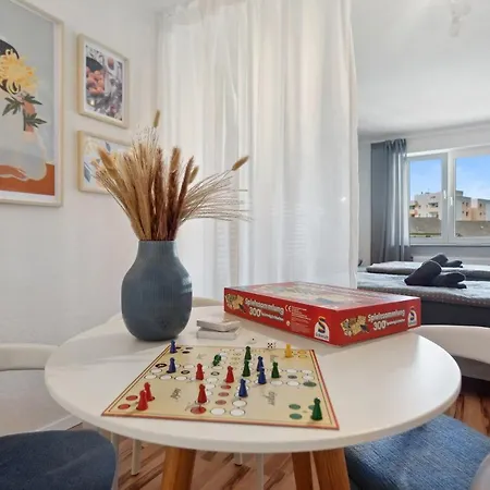 Amalfi A01 - Gemuetliche 2 Zi-wohnung Mit Boxspringbetten Und Smart Tv * Кайзерслаутерн
