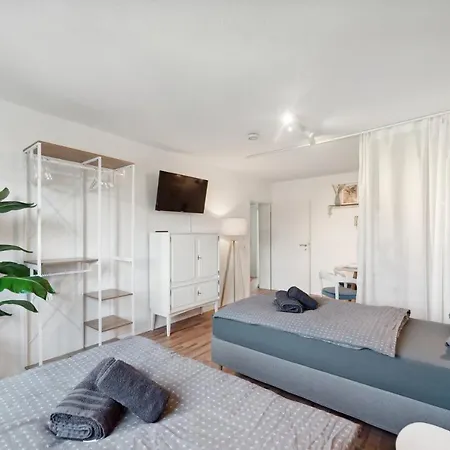 Amalfi A01 - Gemuetliche 2 Zi-wohnung Mit Boxspringbetten Und Smart Tv * קייזרסלאוטרן