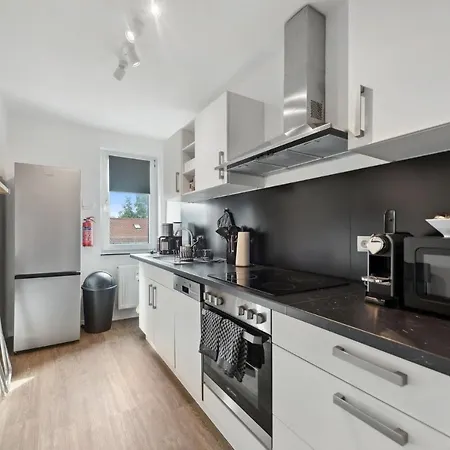 Апартаменты Amalfi A01 - Gemuetliche 2 Zi-wohnung Mit Boxspringbetten Und Smart Tv Кайзерслаутерн