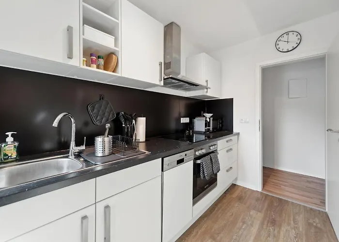 Amalfi A01 - Gemuetliche 2 Zi-wohnung Mit Boxspringbetten Und Smart Tv דירה *