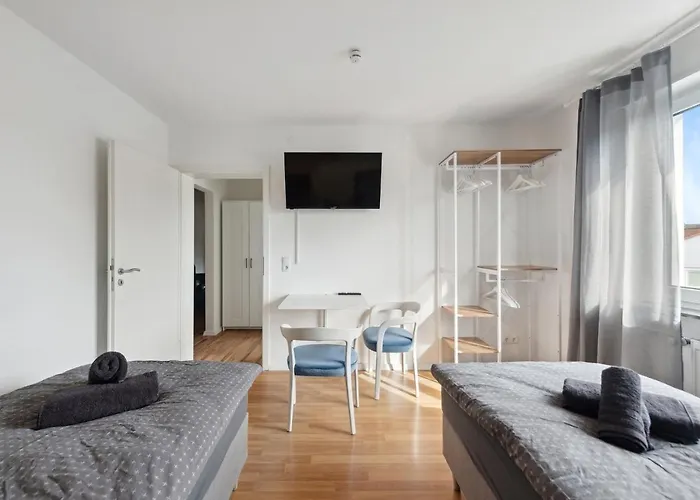 Amalfi A01 - Gemuetliche 2 Zi-wohnung Mit Boxspringbetten Und Smart Tv דירה